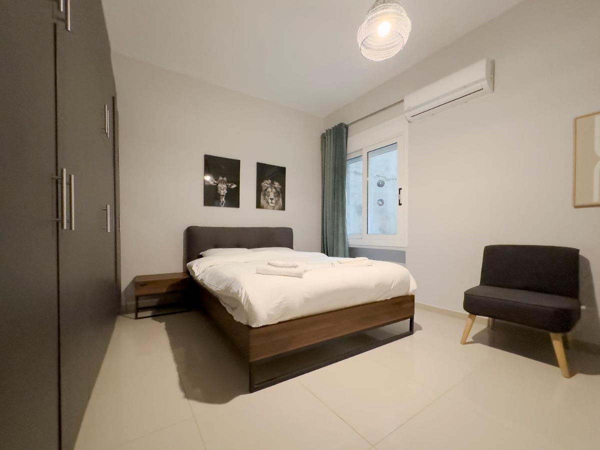 Satovriandou Spacious 128Sqm Apt In Атина Екстериор снимка