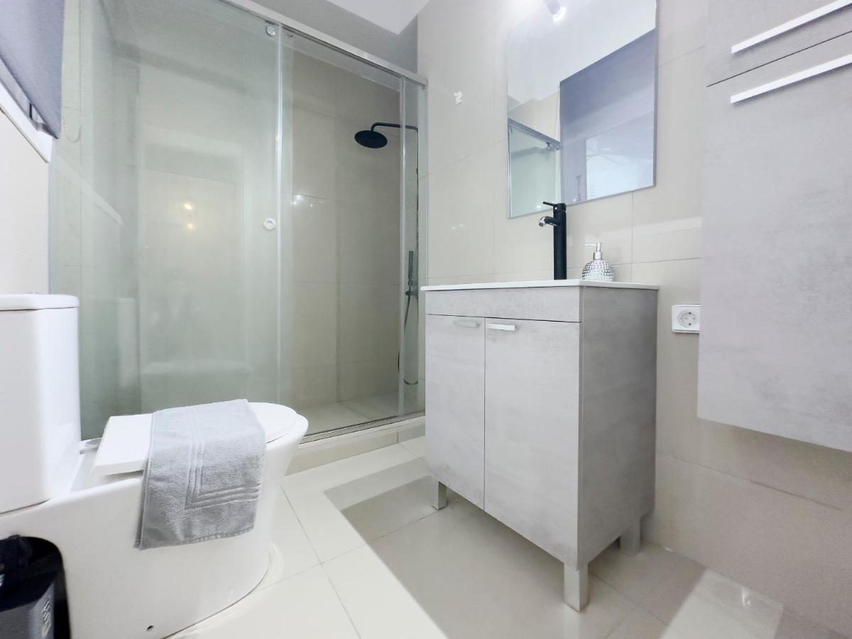 Satovriandou Spacious 128Sqm Apt In Атина Екстериор снимка